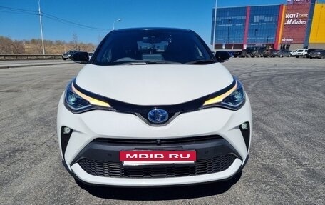 Toyota C-HR I рестайлинг, 2019 год, 2 190 000 рублей, 4 фотография