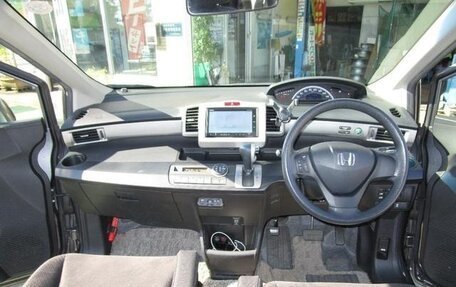 Honda Freed I, 2013 год, 720 000 рублей, 9 фотография