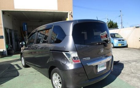 Honda Freed I, 2013 год, 720 000 рублей, 7 фотография