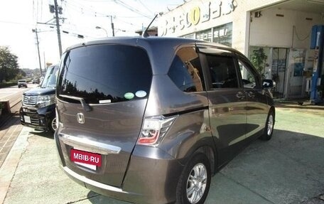 Honda Freed I, 2013 год, 720 000 рублей, 8 фотография