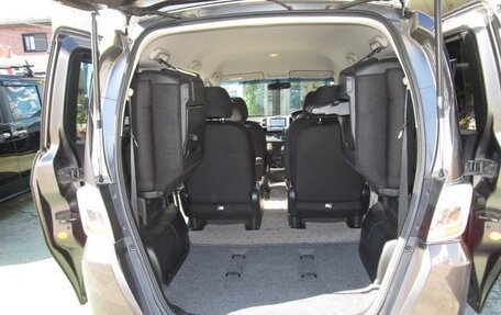 Honda Freed I, 2013 год, 720 000 рублей, 19 фотография