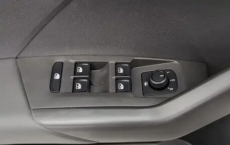 Volkswagen T-Cross I, 2022 год, 1 340 000 рублей, 9 фотография
