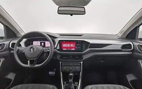 Volkswagen T-Cross I, 2022 год, 1 340 000 рублей, 5 фотография