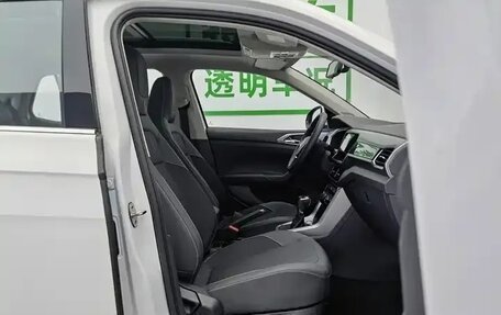 Volkswagen T-Cross I, 2022 год, 1 340 000 рублей, 23 фотография