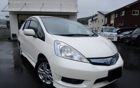 Honda Fit Shuttle I рестайлинг, 2013 год, 754 000 рублей, 1 фотография