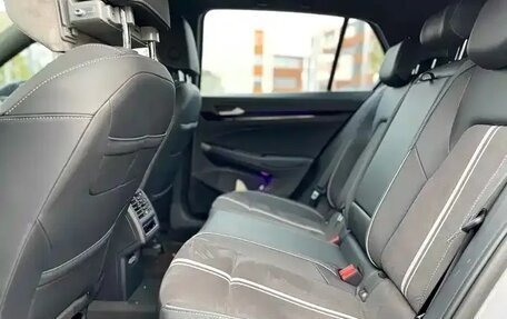 Volkswagen Golf VIII, 2023 год, 1 640 000 рублей, 10 фотография