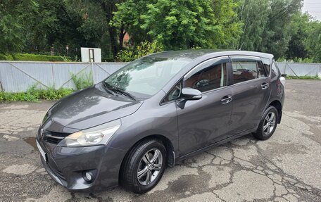 Toyota Verso I, 2014 год, 1 300 000 рублей, 3 фотография