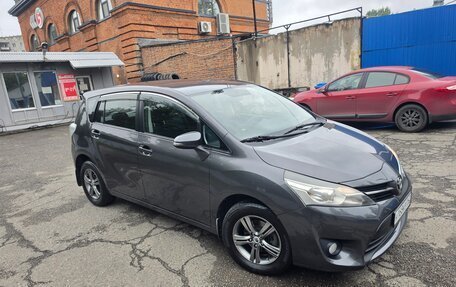 Toyota Verso I, 2014 год, 1 300 000 рублей, 4 фотография