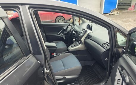 Toyota Verso I, 2014 год, 1 300 000 рублей, 11 фотография