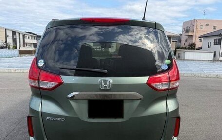 Honda Freed II, 2023 год, 1 350 000 рублей, 5 фотография