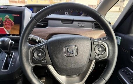 Honda Freed II, 2023 год, 1 350 000 рублей, 10 фотография