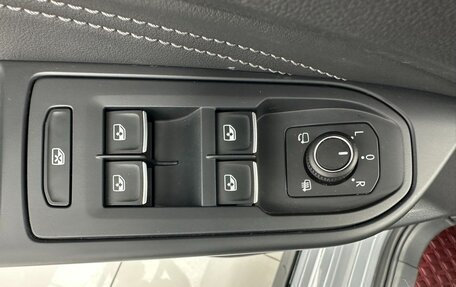 Volkswagen Golf VIII, 2023 год, 2 000 000 рублей, 14 фотография