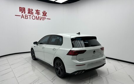 Volkswagen Golf VIII, 2023 год, 1 900 000 рублей, 7 фотография