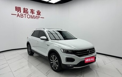 Volkswagen T-Roc I, 2022 год, 1 800 000 рублей, 1 фотография