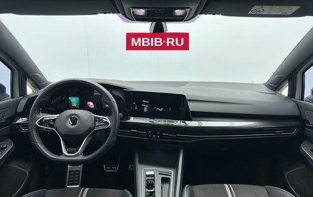 Volkswagen Golf VIII, 2023 год, 1 900 000 рублей, 2 фотография