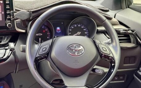 Toyota C-HR I рестайлинг, 2022 год, 1 670 100 рублей, 11 фотография