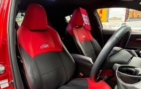 Toyota C-HR I рестайлинг, 2022 год, 1 670 100 рублей, 12 фотография