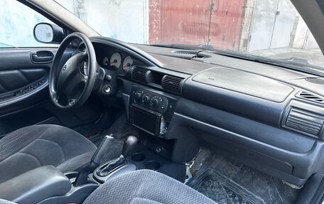 Dodge Stratus II, 2000 год, 300 000 рублей, 3 фотография