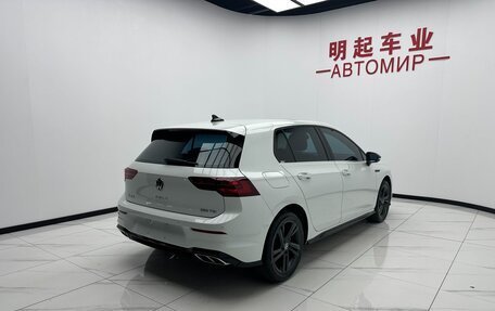 Volkswagen Golf VIII, 2023 год, 1 990 000 рублей, 3 фотография