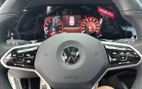 Volkswagen Golf VIII, 2023 год, 1 990 000 рублей, 10 фотография