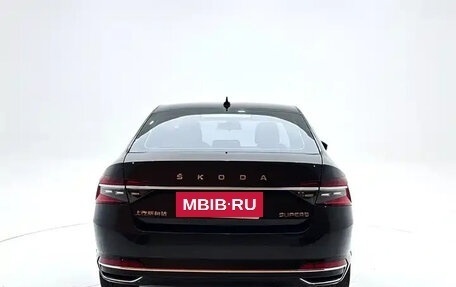 Skoda Superb III рестайлинг, 2023 год, 1 840 000 рублей, 5 фотография