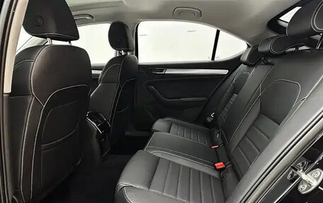 Skoda Superb III рестайлинг, 2023 год, 1 840 000 рублей, 20 фотография