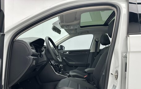 Volkswagen T-Roc I, 2022 год, 1 870 000 рублей, 6 фотография