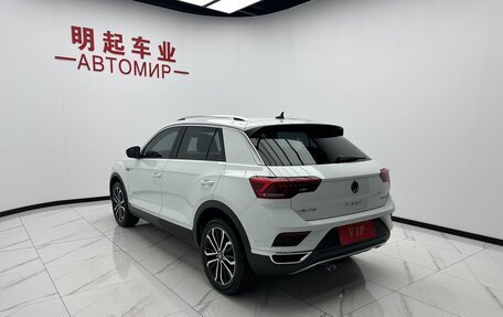 Volkswagen T-Roc I, 2022 год, 1 870 000 рублей, 7 фотография