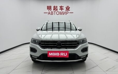 Volkswagen T-Roc I, 2022 год, 1 800 000 рублей, 9 фотография