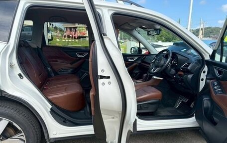 Subaru Forester, 2019 год, 2 090 000 рублей, 9 фотография