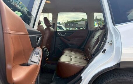 Subaru Forester, 2019 год, 2 090 000 рублей, 11 фотография