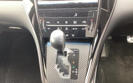 Toyota Harrier, 2016 год, 2 120 000 рублей, 12 фотография