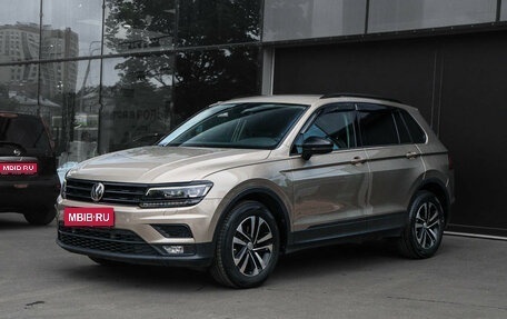 Volkswagen Tiguan II, 2019 год, 2 090 000 рублей, 1 фотография