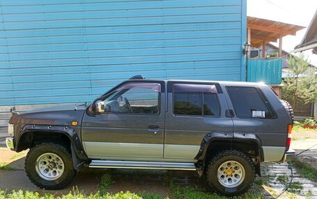 Nissan Terrano II рестайлинг, 1994 год, 700 000 рублей, 4 фотография