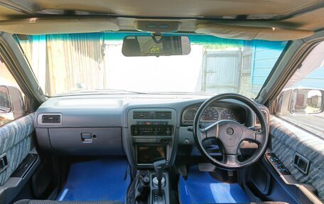 Nissan Terrano II рестайлинг, 1994 год, 700 000 рублей, 15 фотография