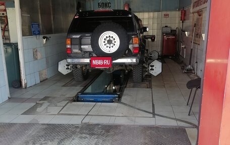 Nissan Terrano II рестайлинг, 1994 год, 700 000 рублей, 27 фотография