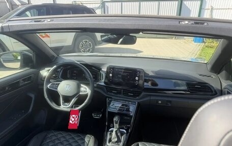 Volkswagen T-Roc I, 2023 год, 2 832 000 рублей, 16 фотография