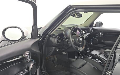 MINI Countryman II (F60), 2023 год, 2 300 000 рублей, 4 фотография