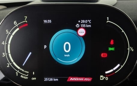 MINI Countryman II (F60), 2023 год, 2 300 000 рублей, 10 фотография