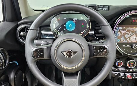 MINI Countryman II (F60), 2022 год, 2 200 000 рублей, 13 фотография