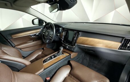 Volvo S90 II рестайлинг, 2018 год, 2 805 000 рублей, 13 фотография