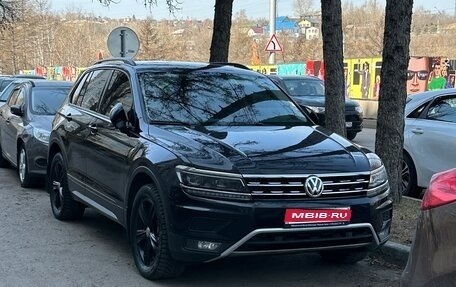 Volkswagen Tiguan II, 2019 год, 2 500 000 рублей, 1 фотография