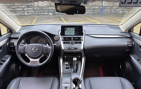 Lexus NX I, 2021 год, 2 600 000 рублей, 7 фотография