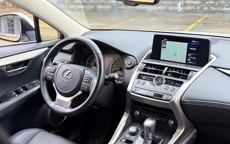 Lexus NX I, 2021 год, 2 600 000 рублей, 8 фотография