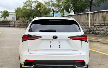 Lexus NX I, 2021 год, 2 600 000 рублей, 6 фотография