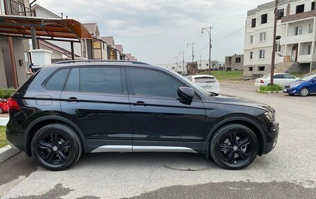 Volkswagen Tiguan II, 2019 год, 2 500 000 рублей, 11 фотография