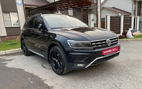 Volkswagen Tiguan II, 2019 год, 2 500 000 рублей, 9 фотография