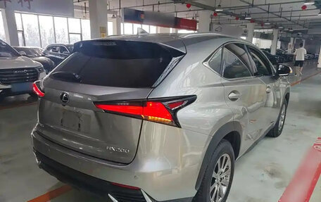 Lexus NX I, 2021 год, 2 700 000 рублей, 5 фотография