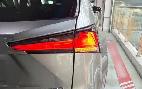 Lexus NX I, 2021 год, 2 700 000 рублей, 7 фотография