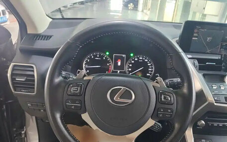 Lexus NX I, 2021 год, 2 700 000 рублей, 10 фотография
